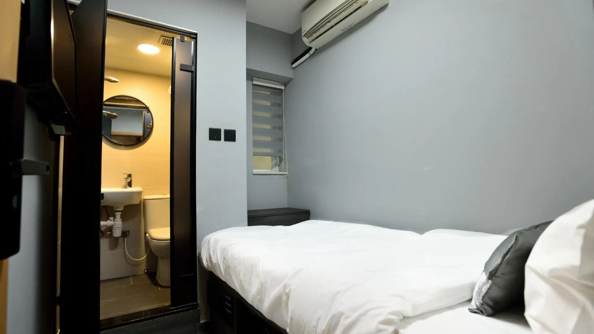 Atlas Hostel&Backpackers Hong Kong China